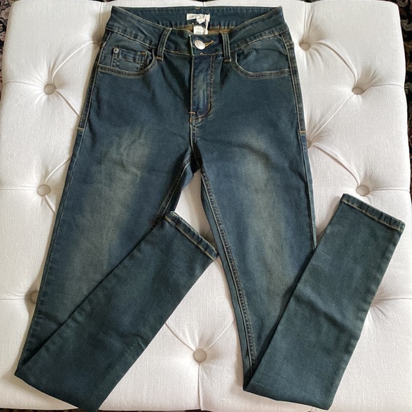 Mystree Skinny Jean - Stretchy ✨ - Picture 5 of 5